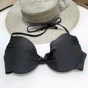 H&M Bikini 👙top in Sz. 34D